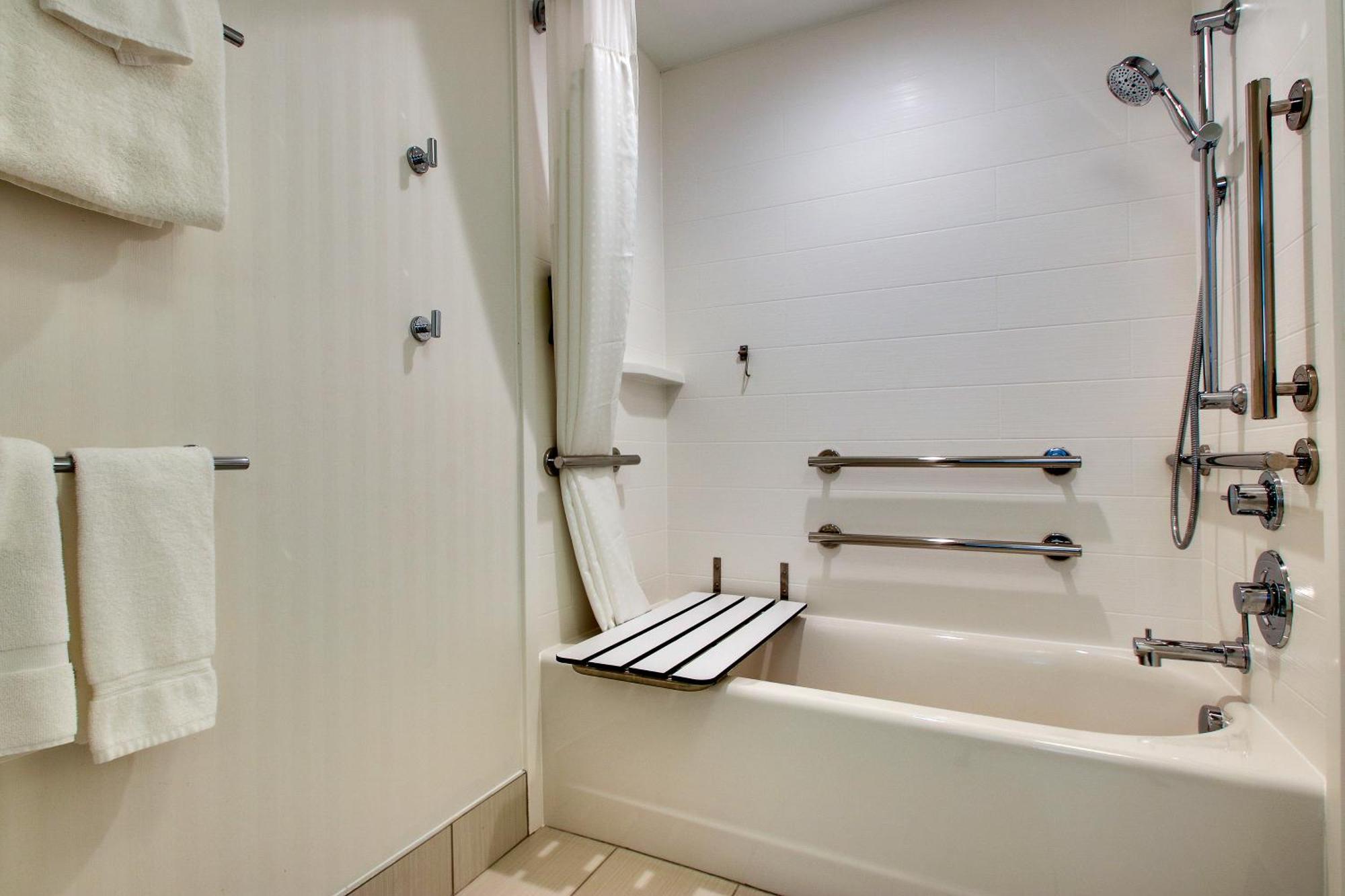 Holiday Inn Express & Suites Findlay North By Ihg Exterior foto